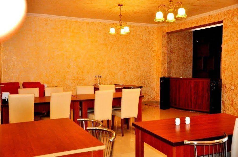 Royal Hotel باتومي المظهر الخارجي الصورة